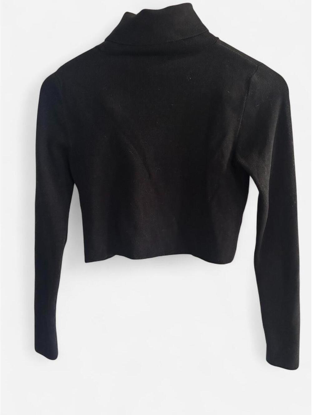 Black turtleneck long sleeve cropped knit top size small #turtleneck #cropped